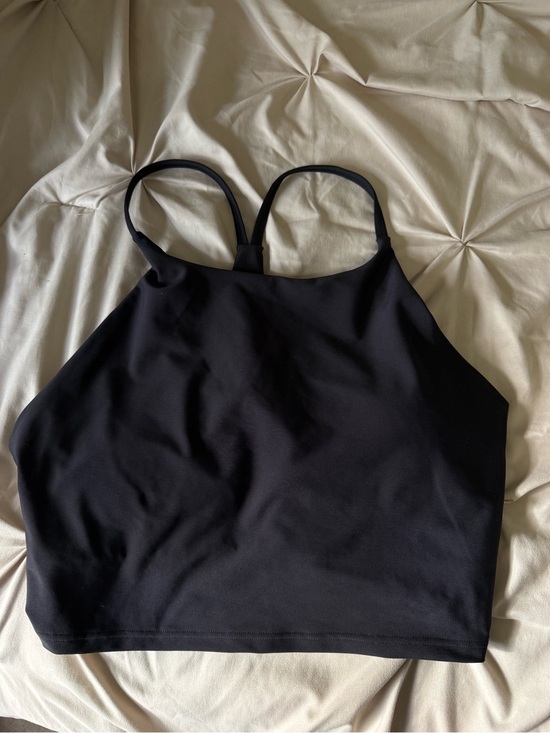 Old Navy Tops - Women’s Old Navy Active Powersoft Built in Bra Crop Top